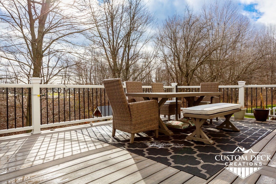 Trex deck in the fall with furniture